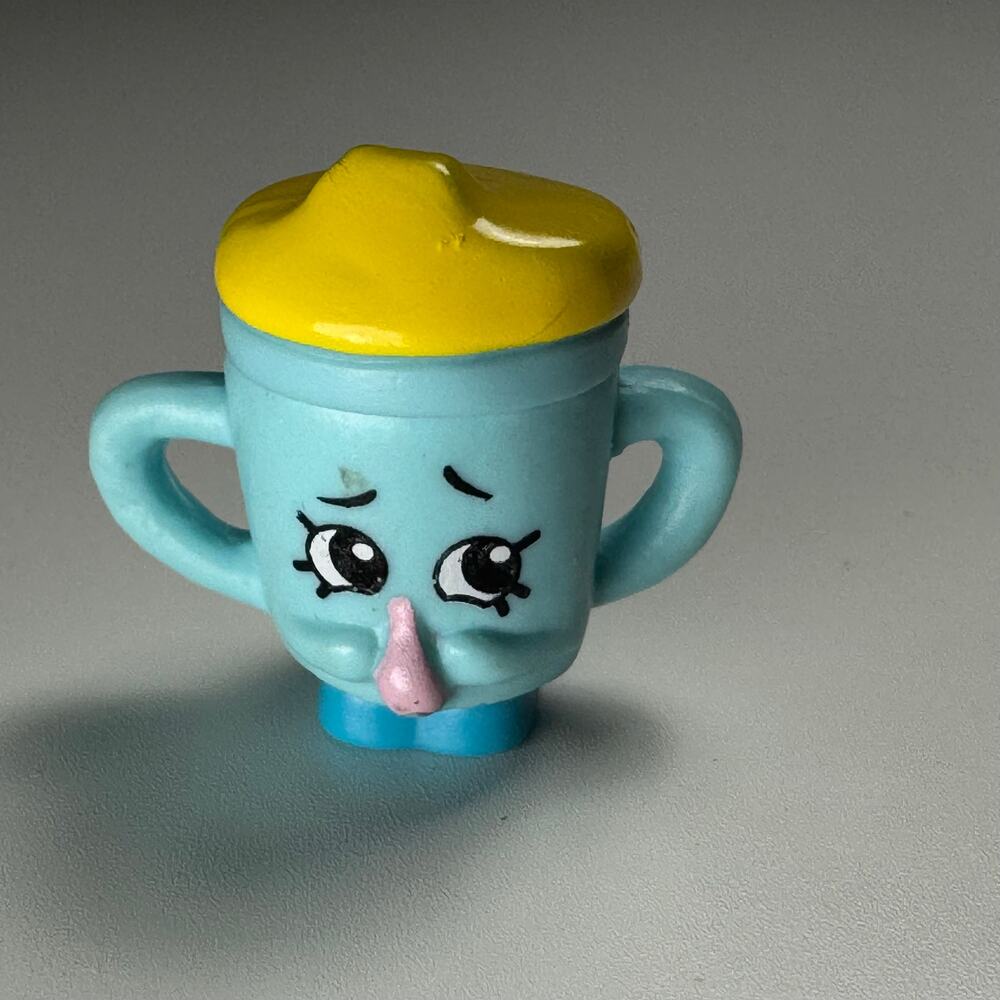 Shopkins Figurine Blue Yellow Sippy Sips Detachable Lid Season 2 #2-125